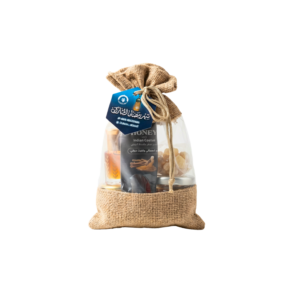 توزيعة خيرات عُمان القماشية